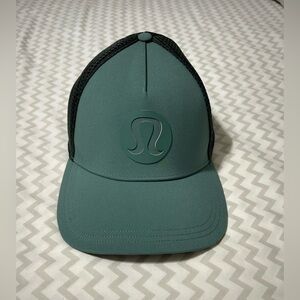Lululemon Trucker Hat S/M medium forest/ dark forest